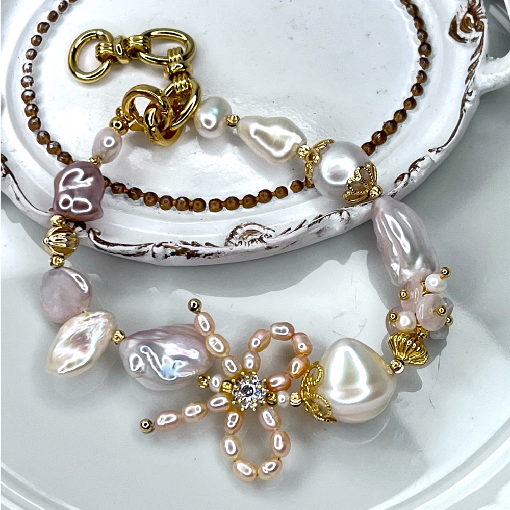 Handmade Freshwater Keshi Edison Pearl Gemstone Rose Quartz Crystal 🎀 Bracelet